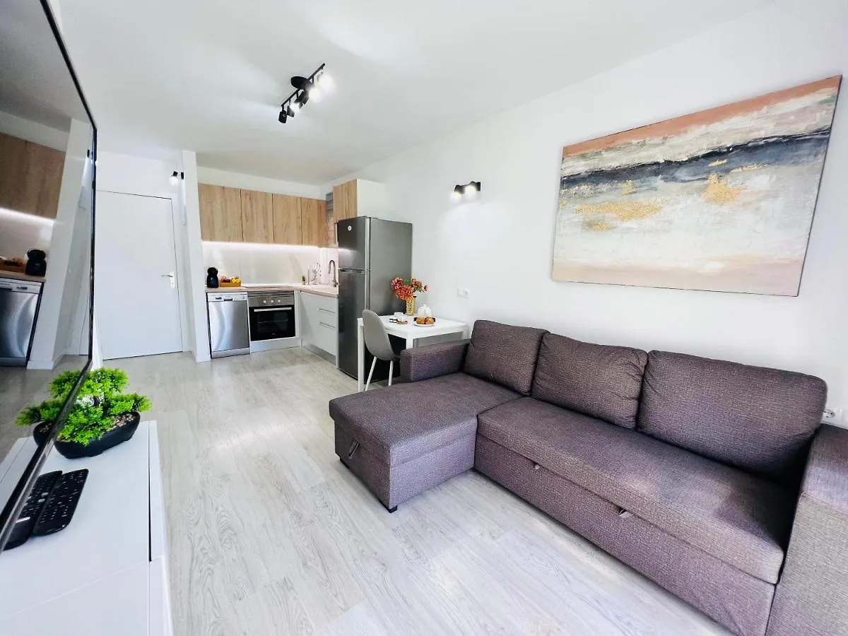 Romantic Apartment In Windsor Park Costa Adeje