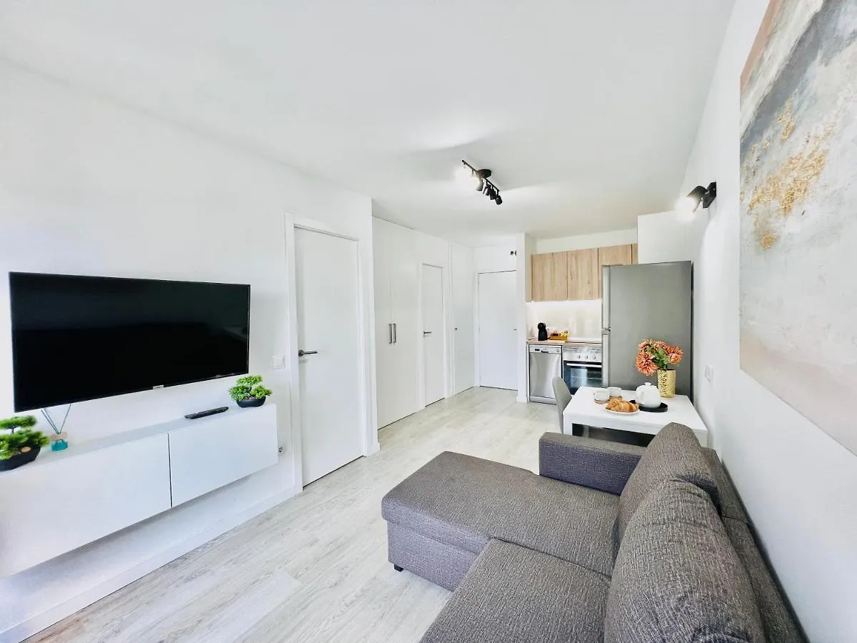 Romantic Apartment In Windsor Park Costa Adeje
